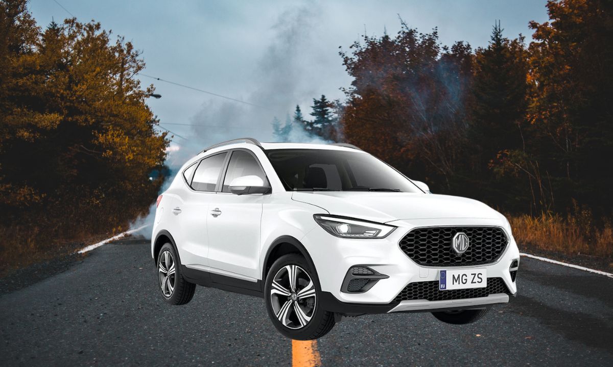 Prikaz belog MG ZS modela automobila