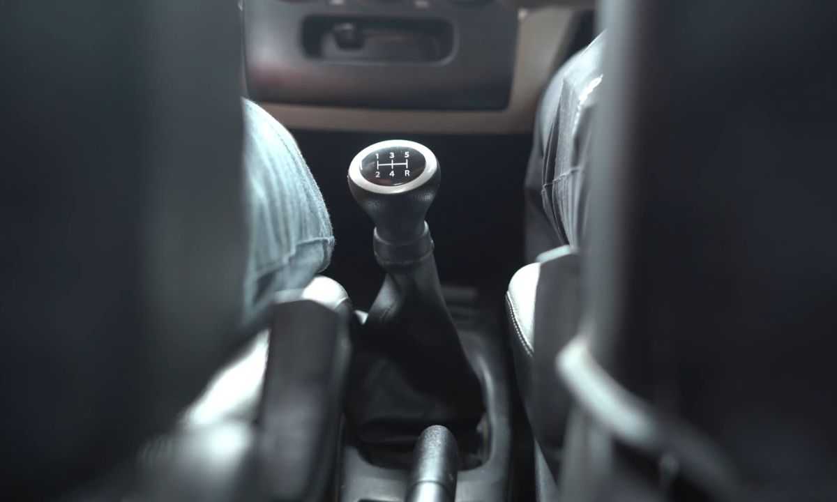 prikaz menjača u autu